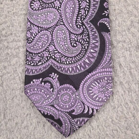 Geoffrey Beene‎ Tie Necktie Mens Purple Paisley Silk Handmade Stain Resistant - Picture 1 of 8